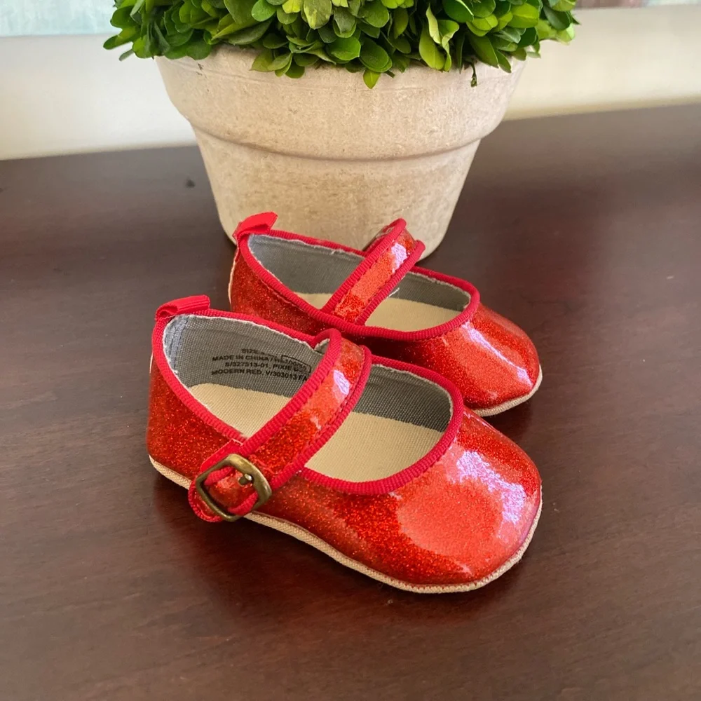 BABYGAP ❤️RED❤️ GLITTER VELCRO STRAP DRESS UP BABY SHOES SIZE 3-6months 🌟EUC🌟